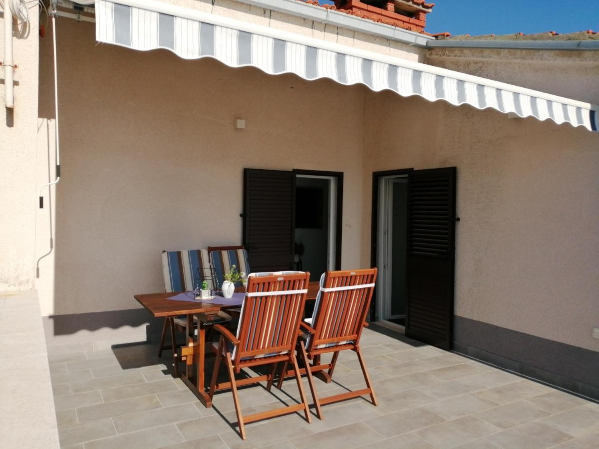 לוקבה Apartments Tamara מראה חיצוני תמונה
